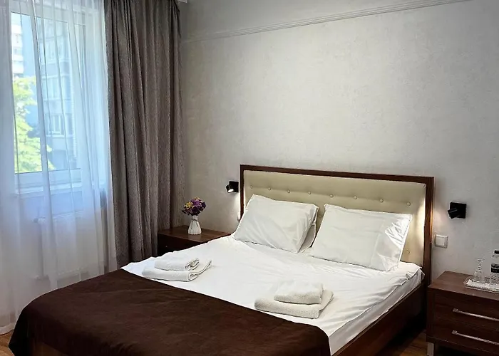 три корони Hotel Lwów