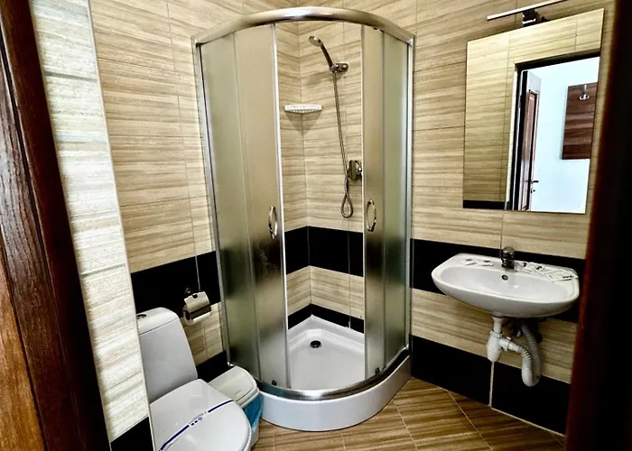 три корони فندق 3*