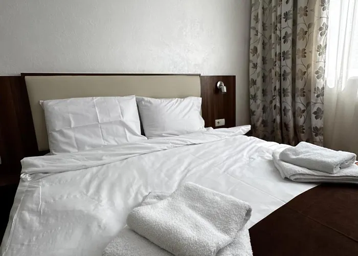 три корони Hotel Lwów